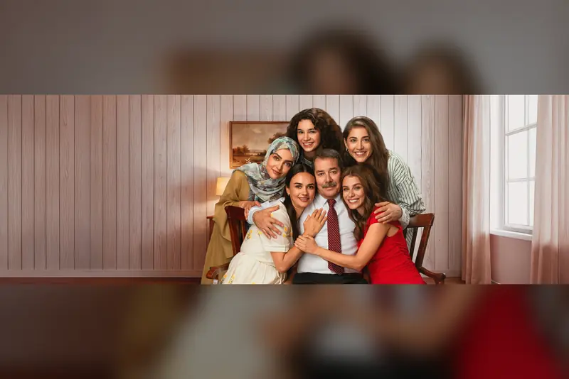 Evlilik Güzeldir dizisinin resmi tanıtım görseli
